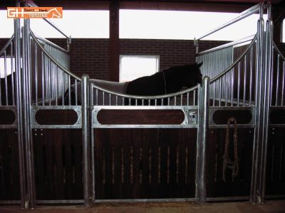 Luxe Paardenboxen paardenbox – Laake model Sosath