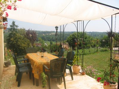 Dordogne! 2 Gites: 4 en 6p Kindvriendelijke, Zwembad, Jacuzzi, park, fantastisch uitzicht!