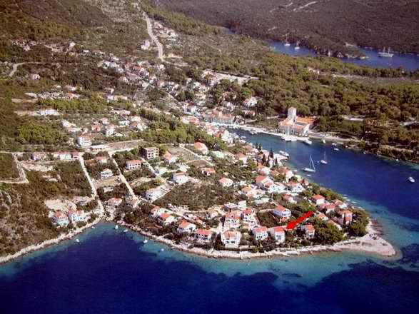 Apartments NICA Maslinica, Croatia