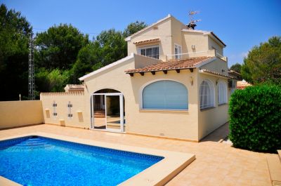 Spanje-Moraira gerenoveerde villa met zwembad