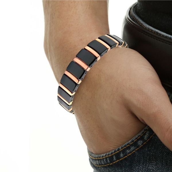 Pijn, vermoeid magneet armband helpt 