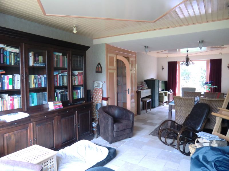 Villa te IJsselmonde te huur