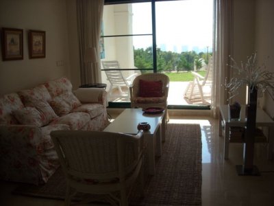 Schitterend appartement aan Zee met verwarmd zwembad te Albir Playa, Corata Blanca Spanje