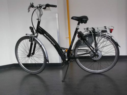 Electrische damesfiets zo goed als nieuw €995